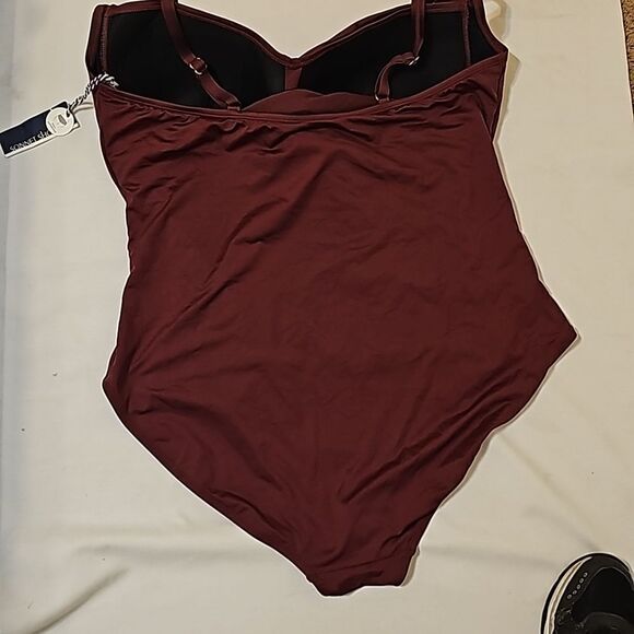 Sonnet Shores 1 pc. Burgundy Swimsuit 22W - Picture 2 of 10